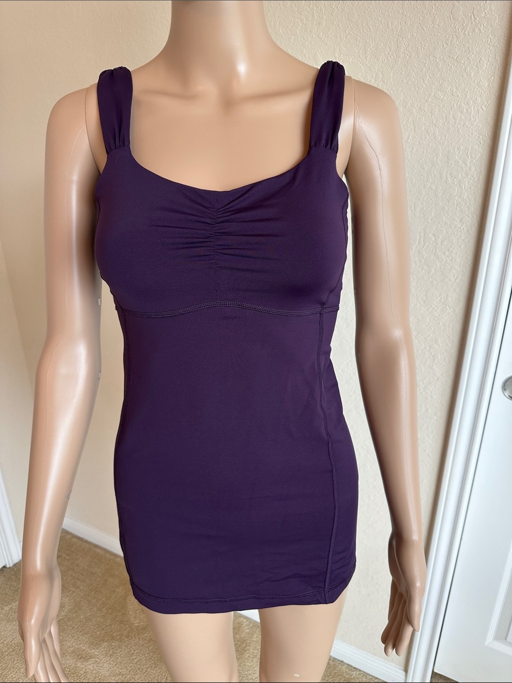 Lululemon Sleek Ruched Tank  in Deep Plum Size 4